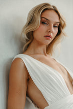 Load image into Gallery viewer, Capri Dress